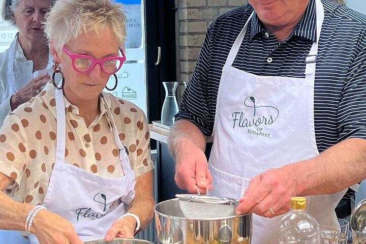Chimney Cake Making Class – More Flavors & Unlimited Drinks