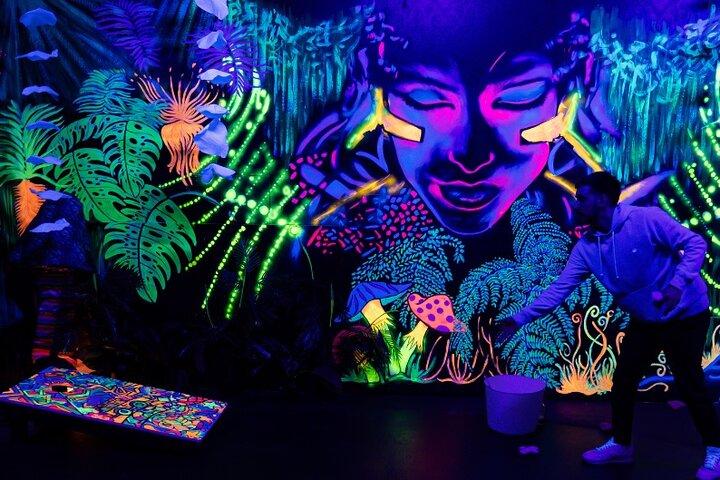 Glow in the Dark Mini Golf a Queenstown