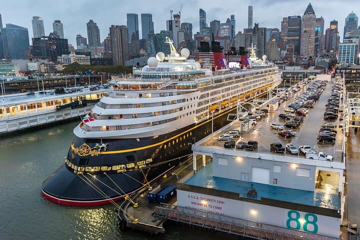 Manhattan Cruise Terminal to LGA Airport XL Mini Van