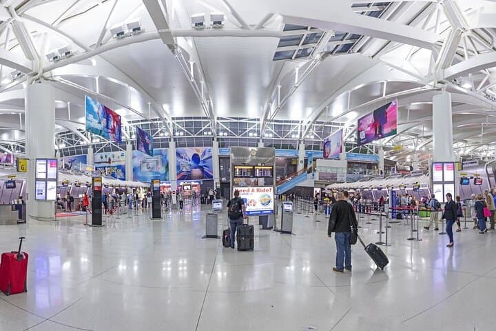 Manhattan Cruise Terminal to LGA Airport XL Mini Van