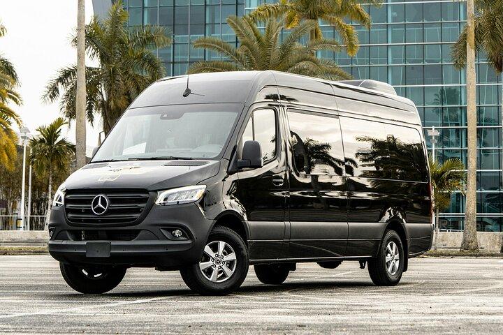Istanbul Airport Cruise Port Hotel Transfer with Private Vehicle