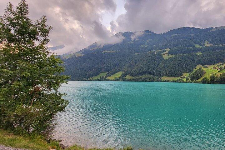 Zwitserse Meren Tour Lungern, Brienz, Thun, Blausee en Oeschinen
