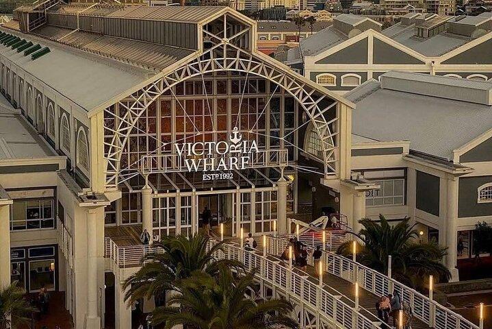 ロベン島半日プリズンツアー（事前予約フェリーチケット付き）