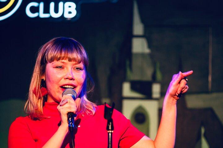 Prags berömda Stand Up Comedy Show på engelska