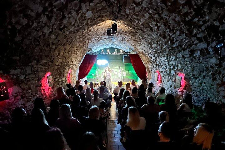 Prags berömda Stand Up Comedy Show på engelska