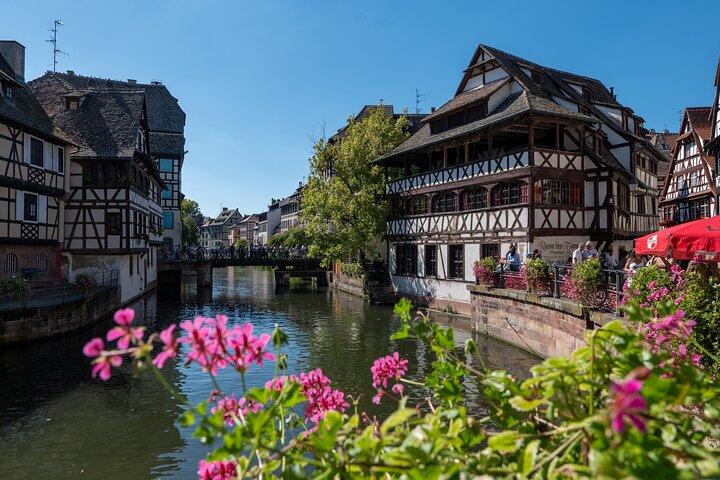 Estrasburgo : Tour privado & personalizable a pie por un local