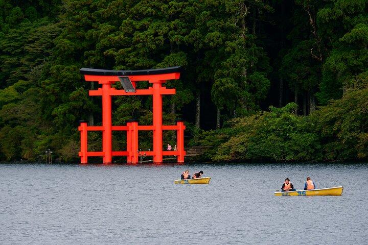 富士山箱根・鎌倉日帰りツアー：クルーズ/ロープウェイ/島