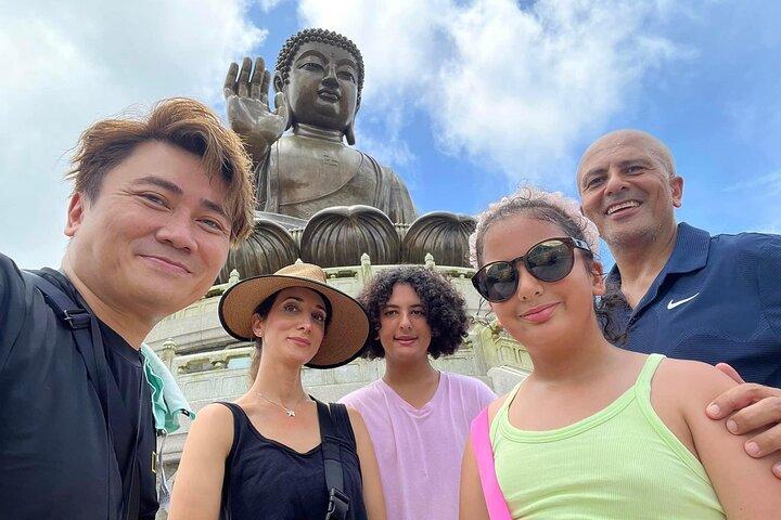 Visite privée de l'île de Lantau avec le maître conteur