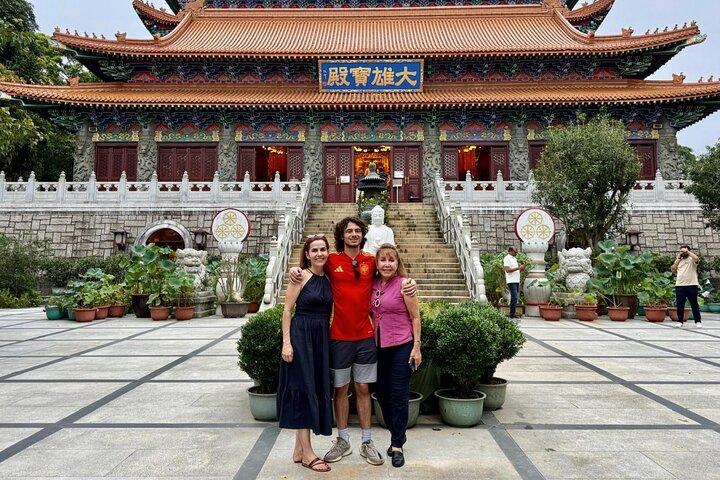 Visite privée de l'île de Lantau avec le maître conteur