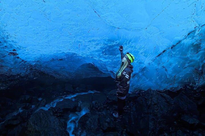 Sólheimajökull Glacier Hike com exploração de cavernas de gelo