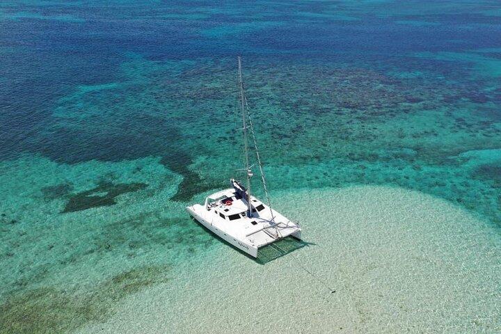 Roatan Catamaran Cruise and Sailing Charters & Tours