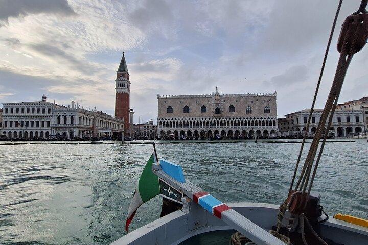 Bragozzo Tour de barco em torno de Veneza Ver os destaques