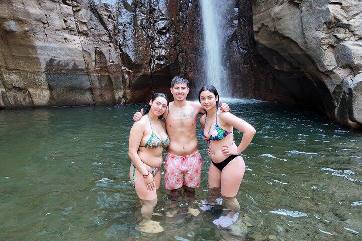 Cataratas de Tamanique Complex Trek + Playa El Tunco