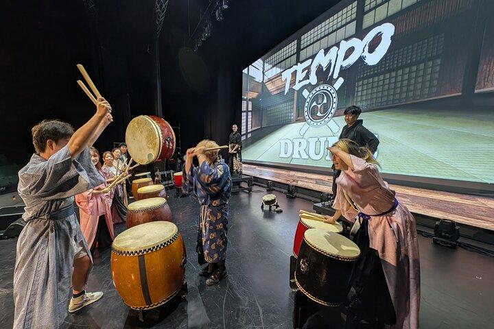 OSAKA:Feel the Power! Learn Taiko Drum from Professionals