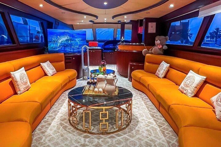 Crucero privado en yate por Doha con experiencia gastronómica opcional