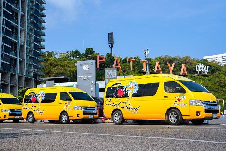 パタヤ発インド人観光客限定コーラルアイランドスピードボートツアー