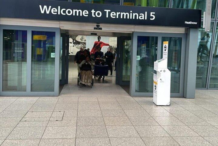 &からヒースロー、ロンドンへのプライベートタクシー送迎