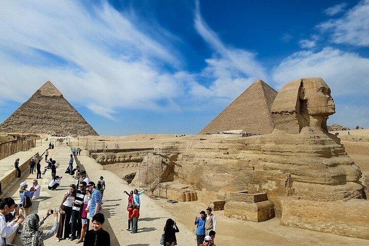 Explore as Pirâmides de Gizé e o Museu Egípcio a partir do Cairo Hotéis