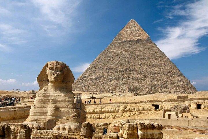 Explore as Pirâmides de Gizé e o Museu Egípcio a partir do Cairo Hotéis