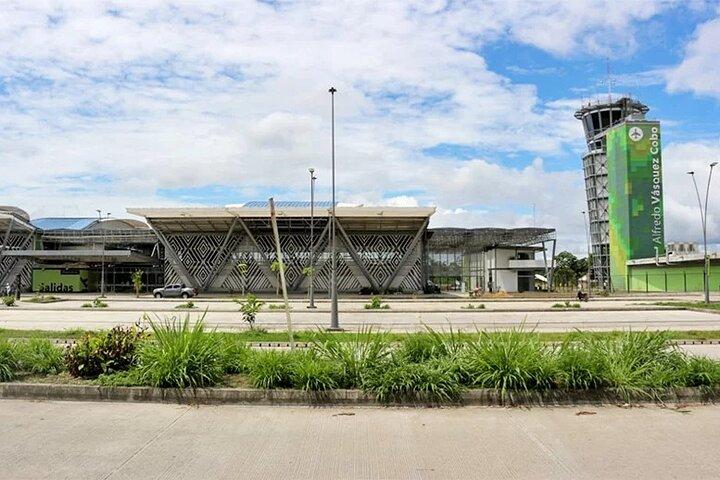 レティシアの空港またはホテルからのみお迎えいたします。