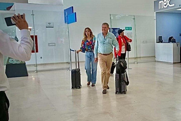 Private shuttle service at Oaxaca Airport Hotel