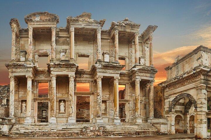 NO HIDDEN COSTS : Ephesus ,House of Mary Tours from Kusadasi Port (草田斯港からのマリアの家ツアー)