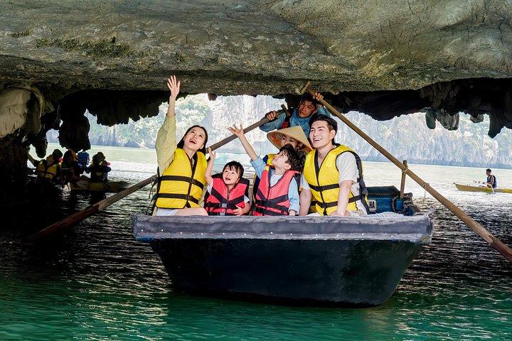 シータコ豪華日帰りクルーズ：ハロン湾をスタイリッシュに探索