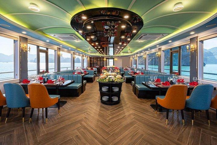 ラカスタクルーズハロン湾豪華日帰りツアー、ビュッフェ、ジャグジー