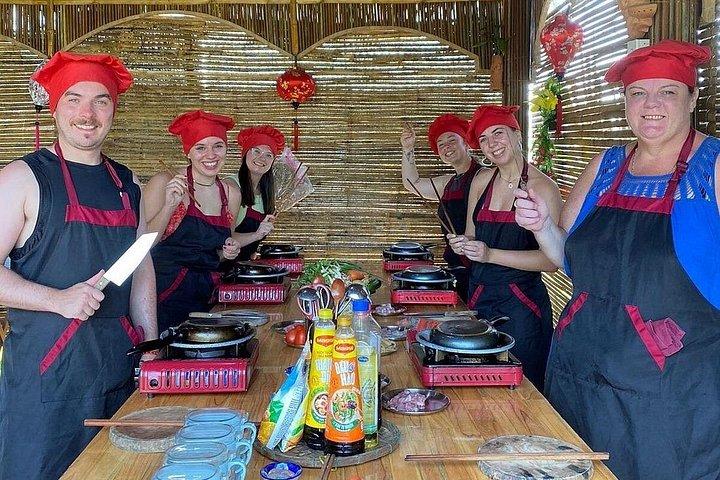 ホイアントラケ村農業料理＆マッサージ体験