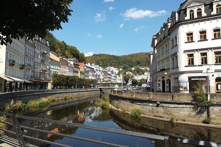 Karlovy Vary-tur från Prag