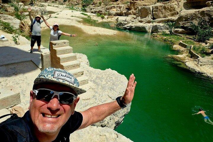 Private Full Day Wadi Shab Adventure Sinkhole and Fins Beach, em Wadi Shab