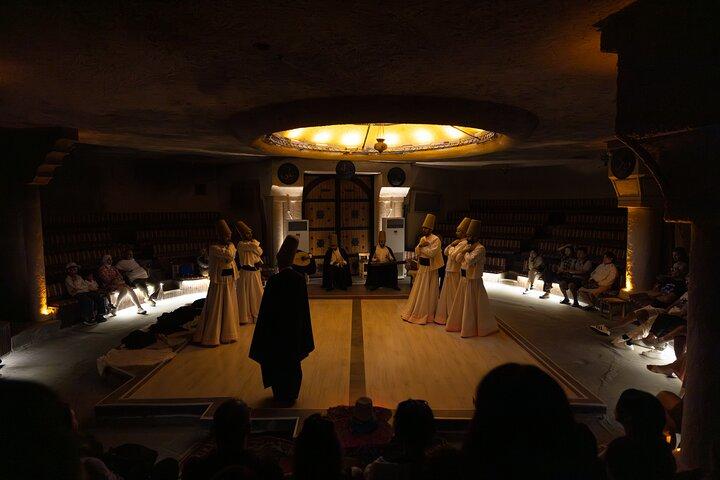 Cappadocia Whirling Dervishes: Cerimônia Sema e Guia Áudio
