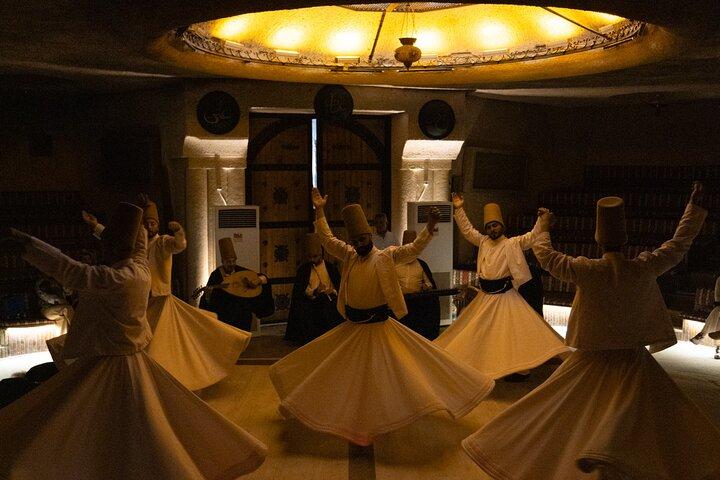 Cappadocia Whirling Dervishes: Cerimônia Sema e Guia Áudio