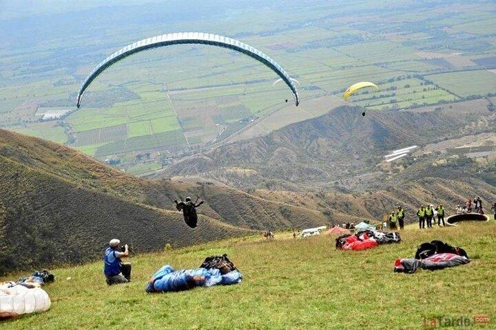 Marrakech Adventure: Paragliding, Camel Ride & Breakfast