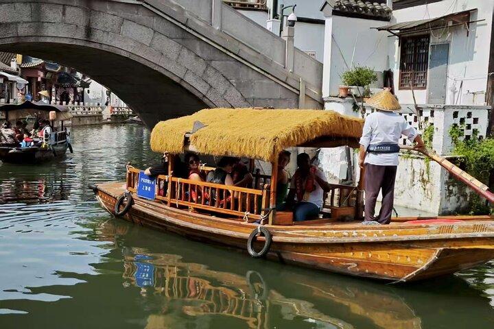 Shanghai Zhujiajiao water town&Bund excursión de medio día (Privado/Grupo)