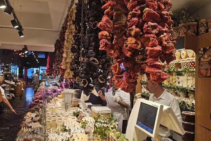 Shopping Therapy in old Bazaars