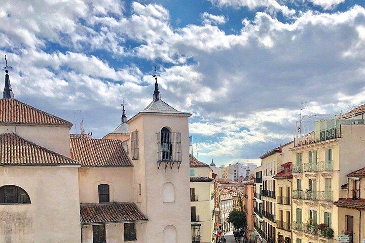 Malasaña y Chueca Un Tour que Grita Libertad