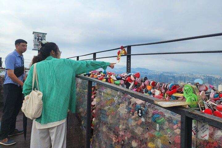 Highlights der Seoul Tour in Seoul : Deoksugung & N Seoul Tower