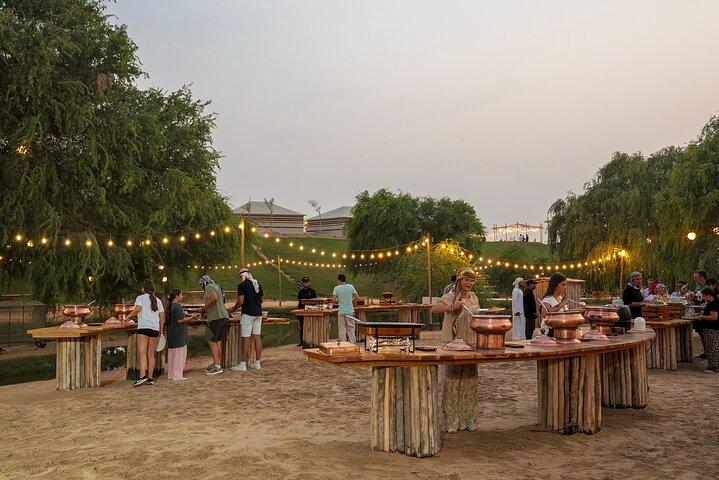 Dubai Sunset Camel Ride & BBQ-diner bij Al Khayma Camp