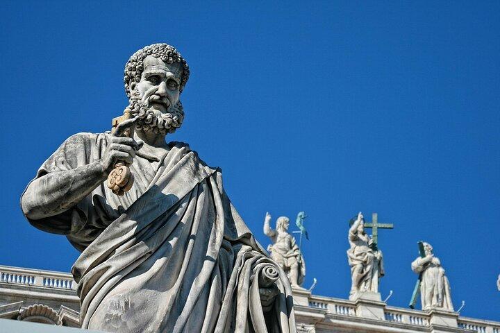 Vaticano : Basílica de San Pedro Anfitriona con opción Cúpula y Audioguía