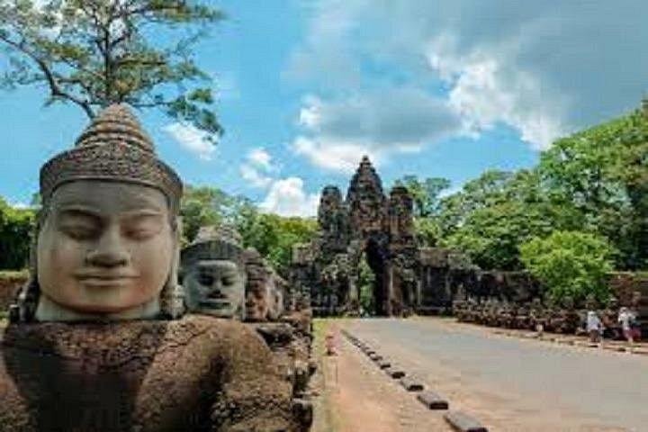 Sunrise Angkor Wat and Bakheng Sunset