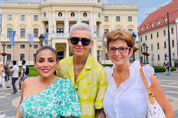 Visita guiada privada de un día completo a Budapest y Bratislava
