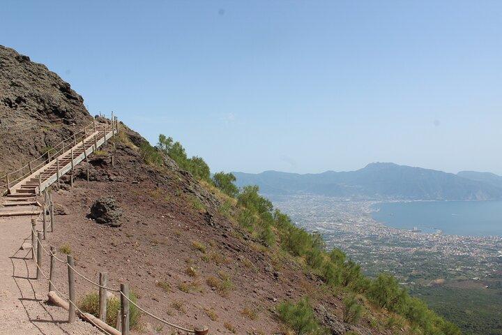 Da Napoli: Tour di Pompei e Vesuvio con pranzo
