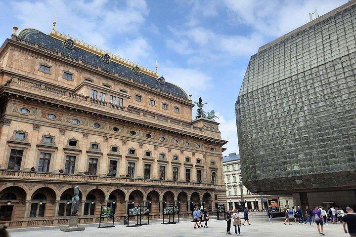 プラハテレビ塔チケットとノヴィ・グラード・デジタルツアー
