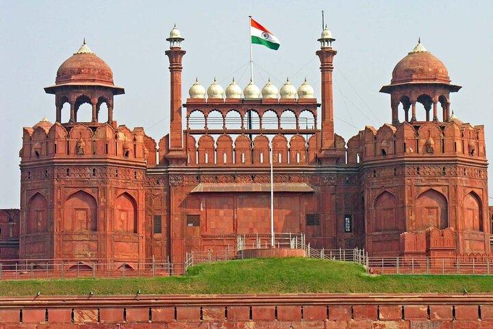 Passe o bilhete de entrada para Delhi Red Fort com Guia Privado