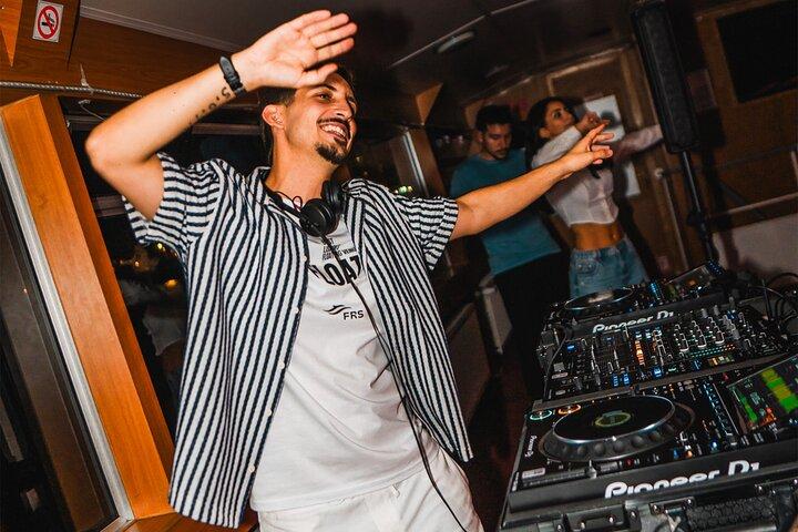 Lisbon Float Party : Het meest exclusieve bootfeest van Lissabon