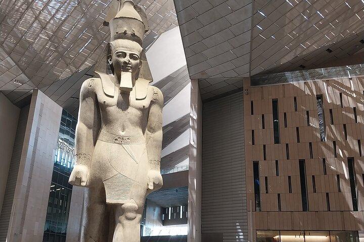 Halvdagstur till det stora egyptiska museet