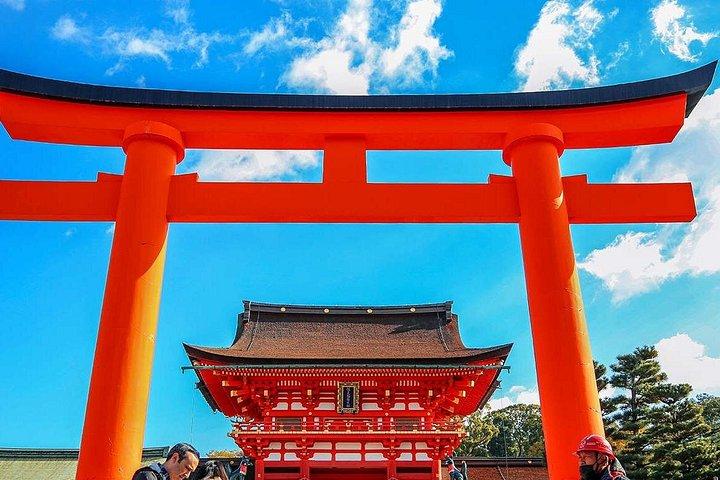 奈良公園、ゴールデンパビリオン竹林日帰り旅行 大阪から
