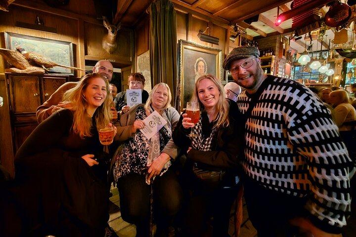 London Soho Rock and Roll Pub Tour with Guide