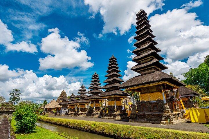 Bali Full-Day Tour: Ulun Danu, Rice Terraces & Tanah Lot Sunset